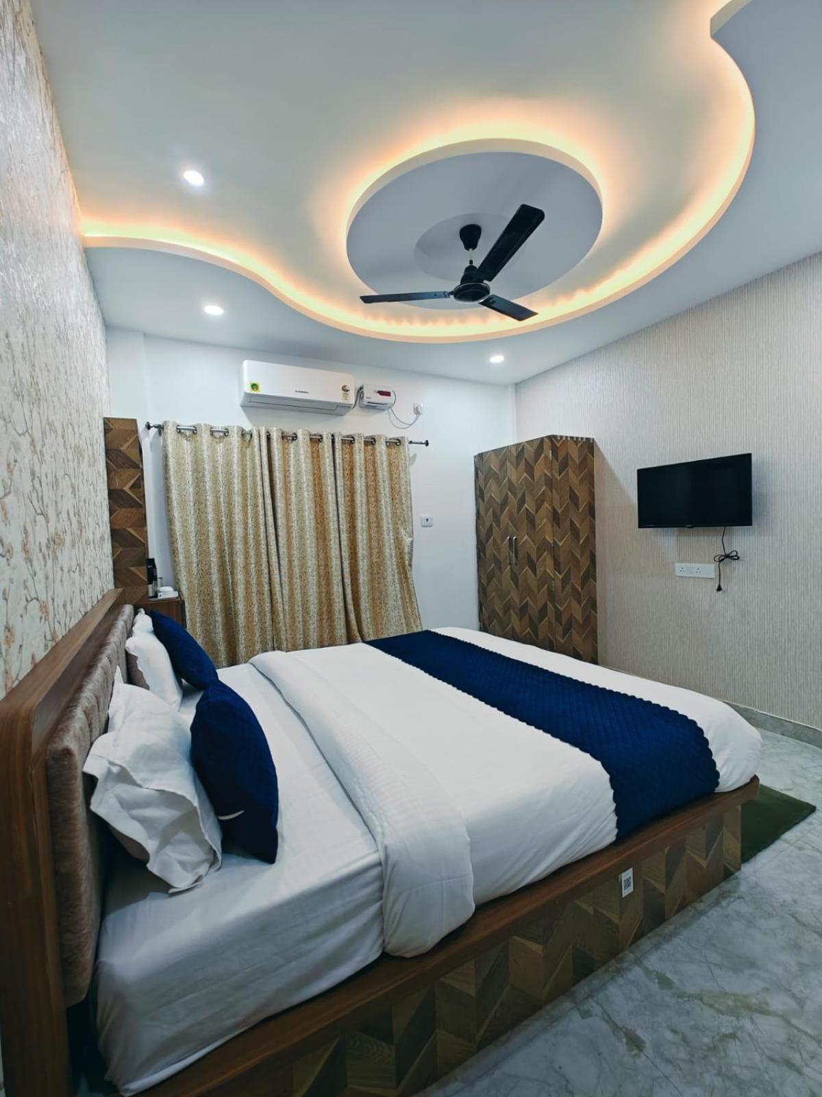 Hotel The Pushpraj Varanasi Exterior foto